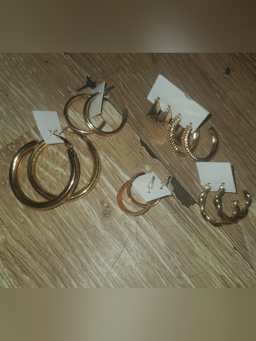 6 Pairs If Gold Hoop Earrings Set - Various Sizes/styles